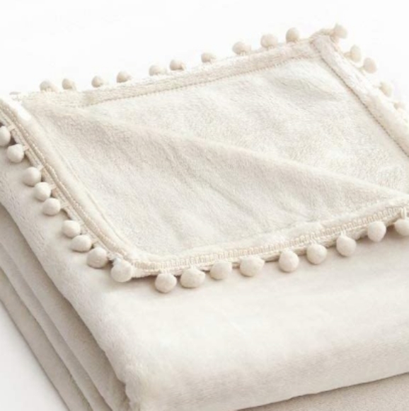 Creamy Beige Soft Velvety Velour Pom Pom Blanket Boho Chair Throw New - Picture 6 of 6
